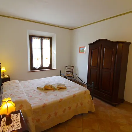 Podere Bellosguardo Alloggio per agriturismo Villamagna (Pisa)
